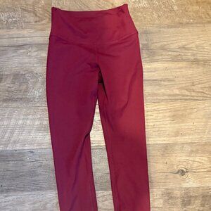 ALO Angle Length Leggings Size M Maroon
